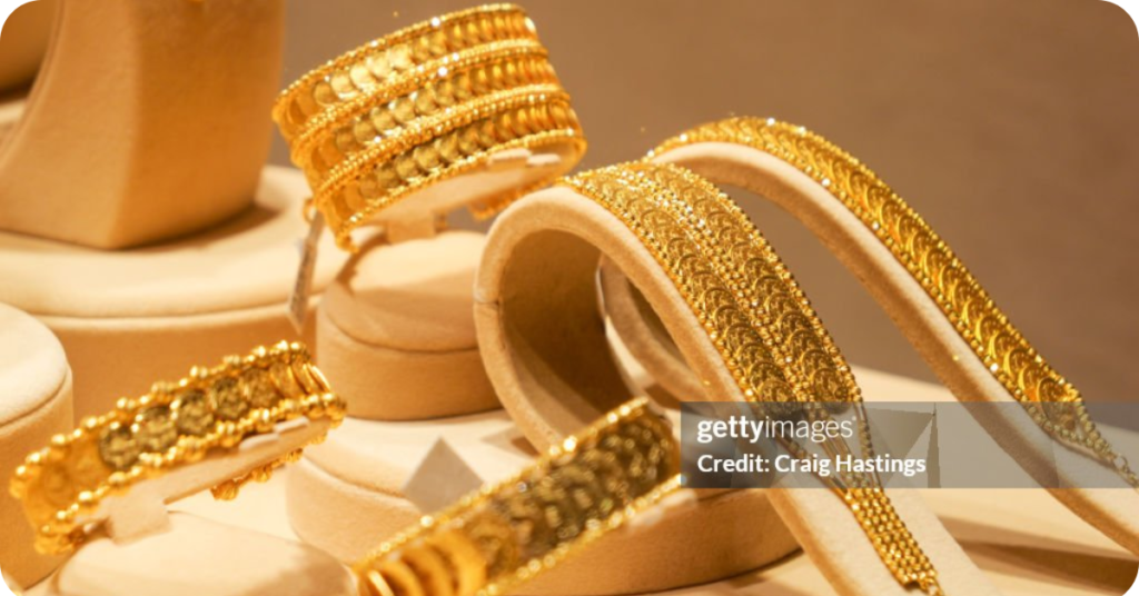 Gold and Silver Price Today 4 Jan2026:سونے کی قیمت میں آج بڑی کمی ریکارڈ، فی تولہ کتنے کا ہوگیا؟