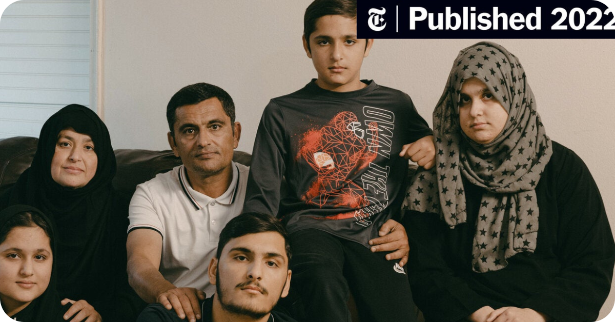 Teach the young men to walkجوانوں کو پیروں کا استاد کر